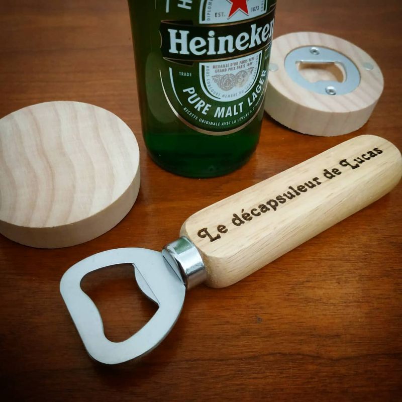 Ouvre-bouteille en bois gravé ouvre-bière