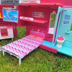 Camping car Barbie vintage année 2000