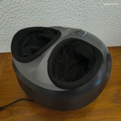 Appareil de massage chauffant pour pieds avec effet shiatsu et airbags de pressotheraphie de marque naipo